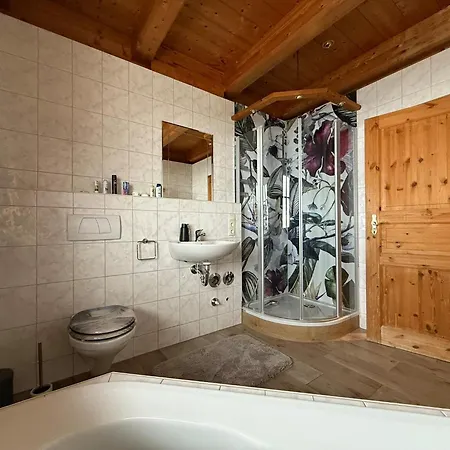 Am Kastanienbaum Apartment