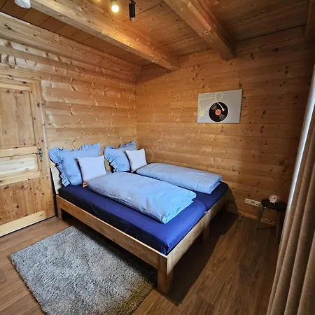 Am Kastanienbaum Apartment Burggen